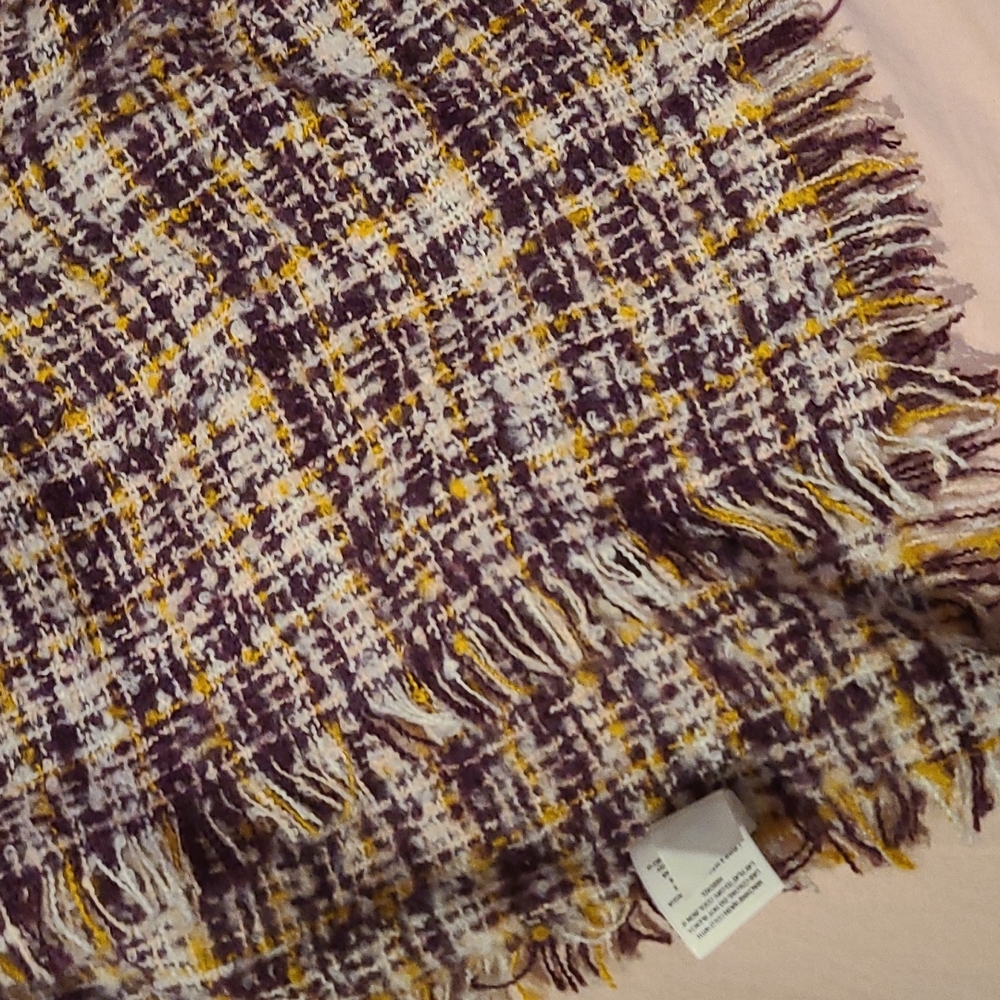 Time and Tru Blanket scarf - Picture 5 of 8